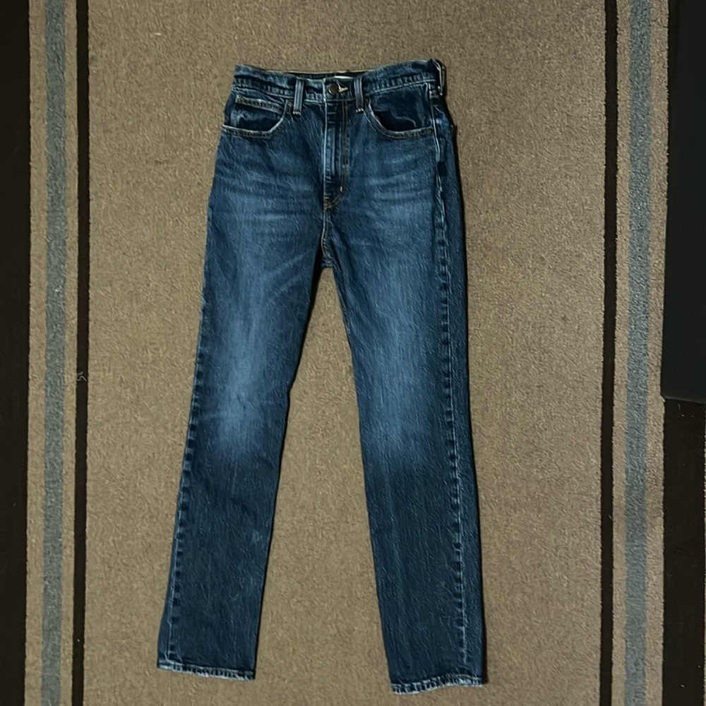 Levi’s 70’s high slim straight jeans. Size 27. Gently worn. Zip fly. Retro look